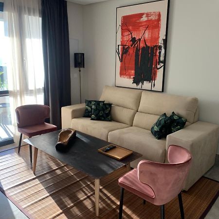 On Village Deluxe มาตาลัสกาญาส ภายนอก รูปภาพ